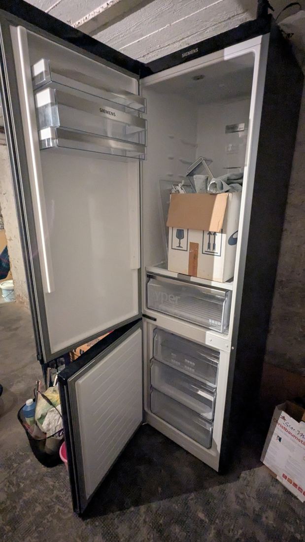 Siemens Kühl-Gefrierkombi NoFrost KG39NAB4B, Foto 1
