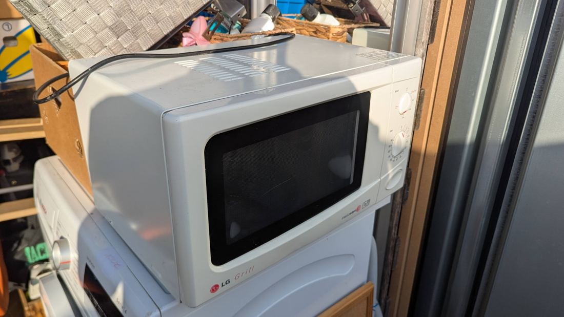LG Mikrowelle mit Grill, Foto 2